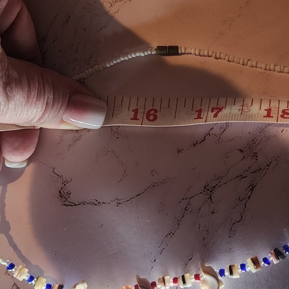 Beads and shells dolphin necklace vintage - Picture 3 of 3